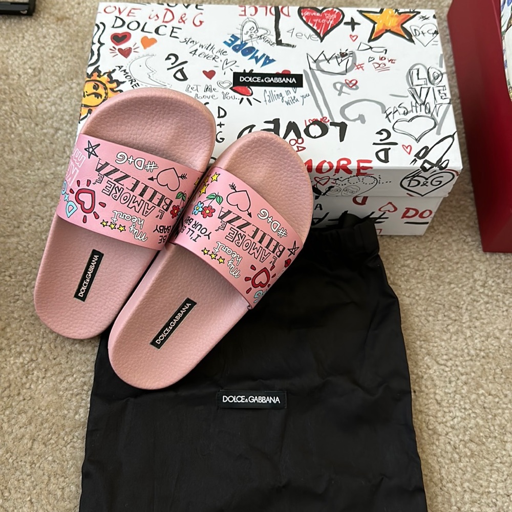 Dolce and Gabbana slides brand new condition, barely worn
